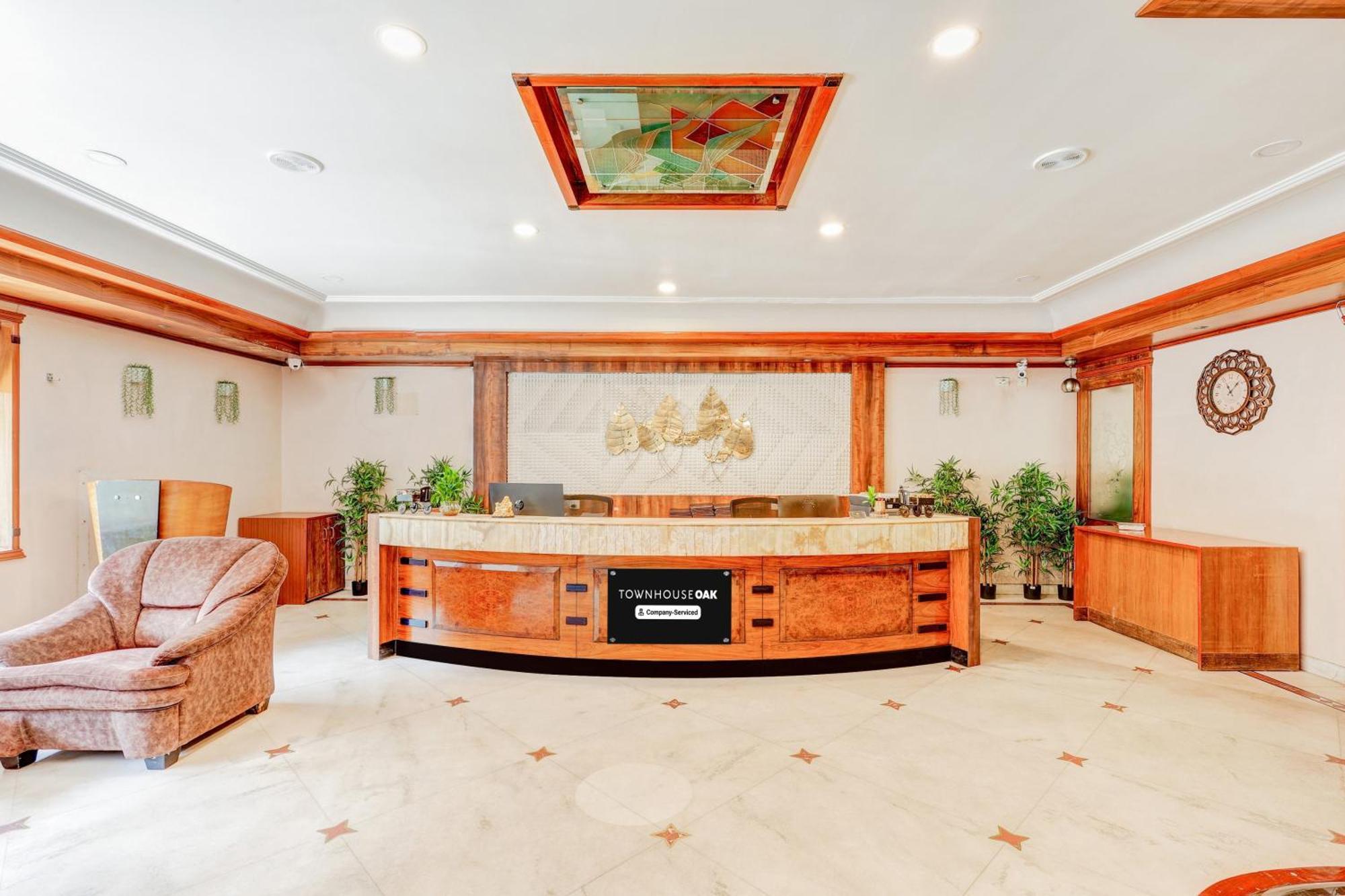 Townhouse Oak Vibe Vacation Hotels Visakhapatnam Buitenkant foto
