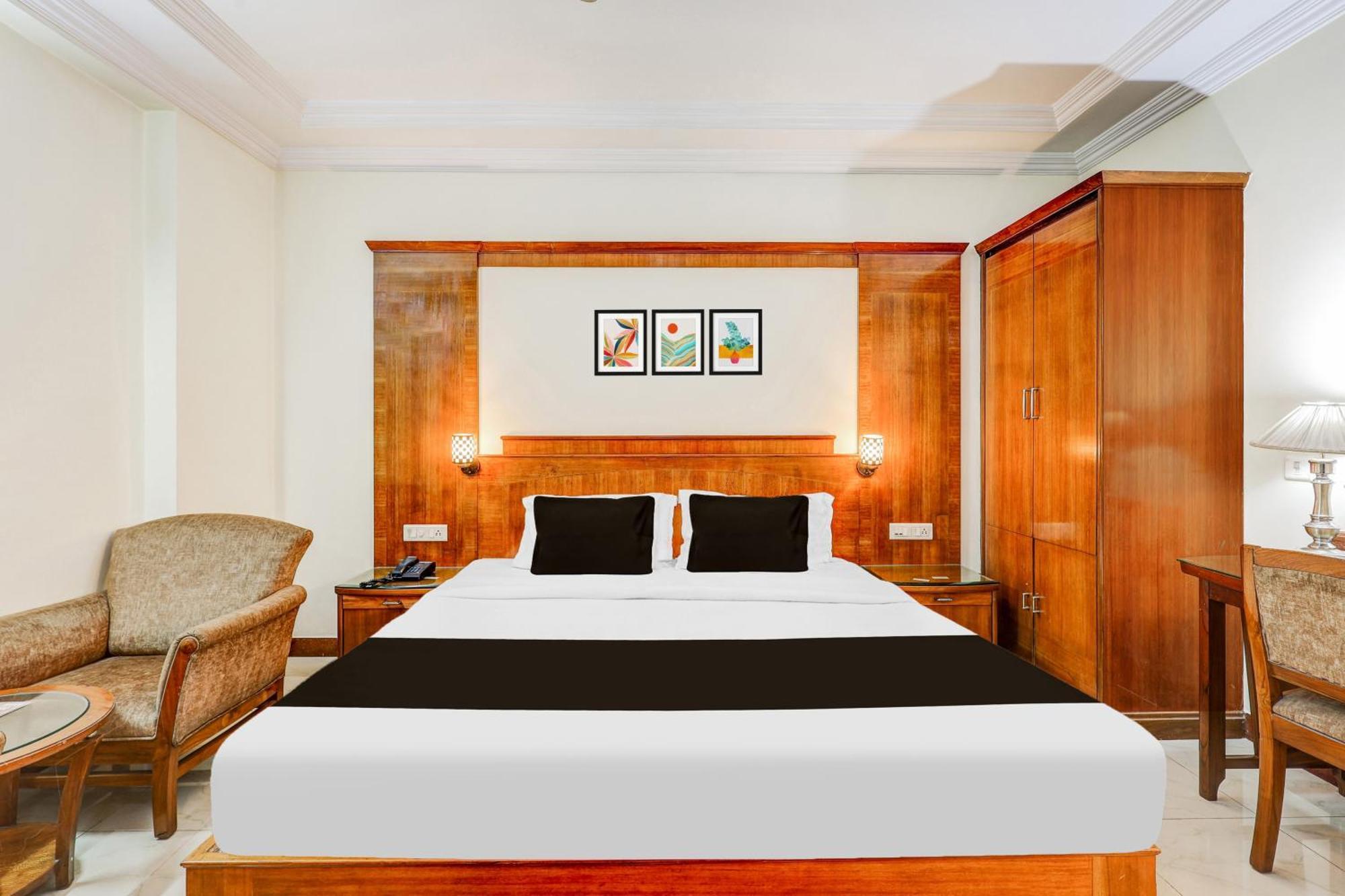 Townhouse Oak Vibe Vacation Hotels Visakhapatnam Buitenkant foto