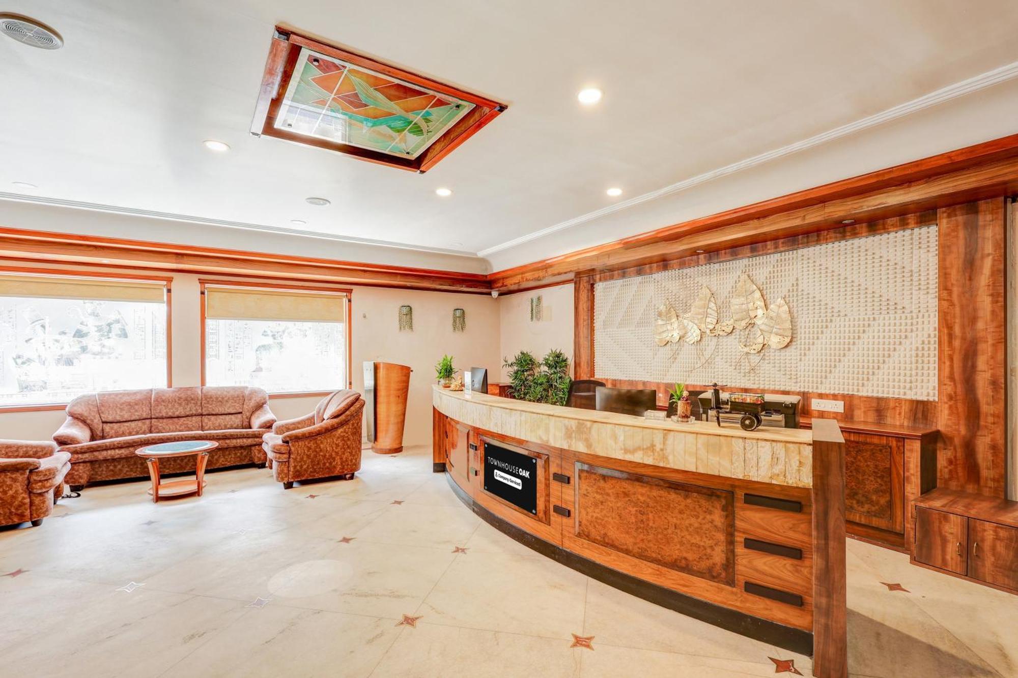 Townhouse Oak Vibe Vacation Hotels Visakhapatnam Buitenkant foto